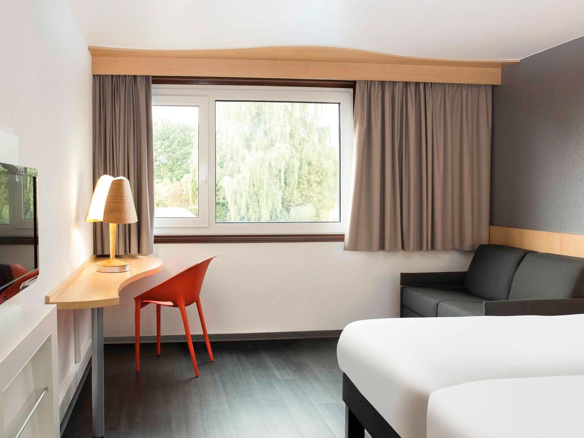 Ibis 3 Lacs Neuchatel Thielle Екстериор снимка