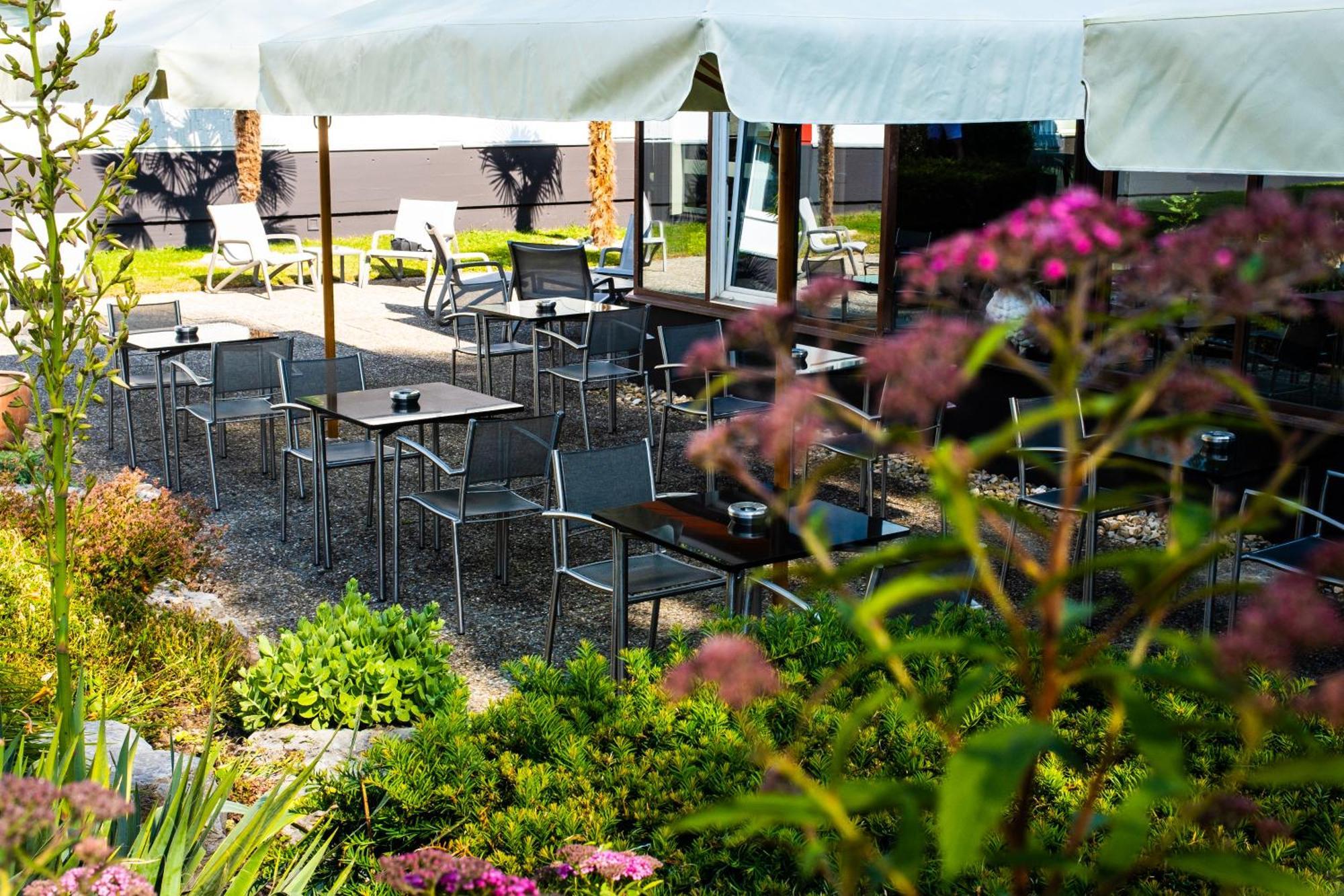 Ibis 3 Lacs Neuchatel Thielle Екстериор снимка